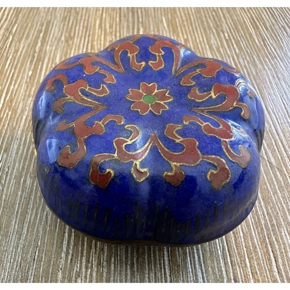 Small Blue Flower Cloisonné Box - Picture 1 of 5